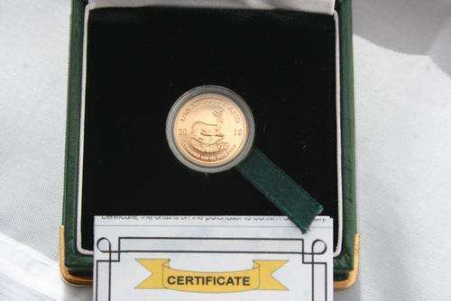 2010 * 1/10Oz Kruger Rand * Year of the Soccer World Cup* + Certificate of authenticity