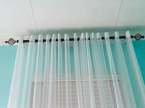 EYELET PLAIN SHEER VOILE CURTAIN  ** 5m x 230cm **  READY TO HANG!