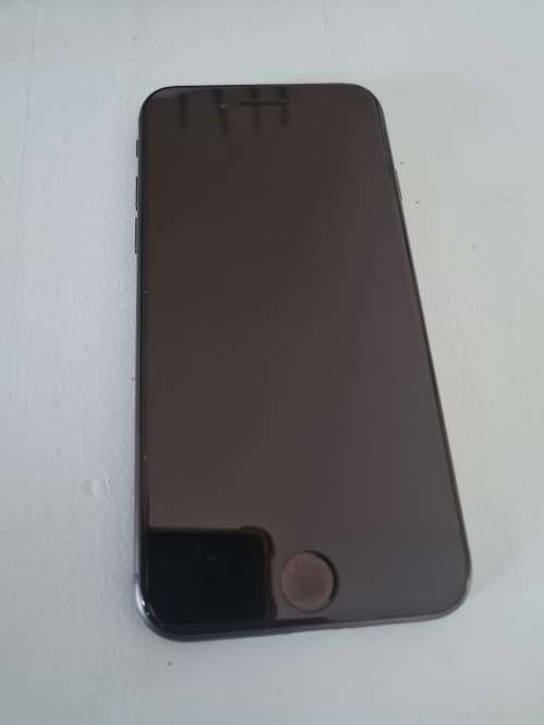 iPhone 8 64GB