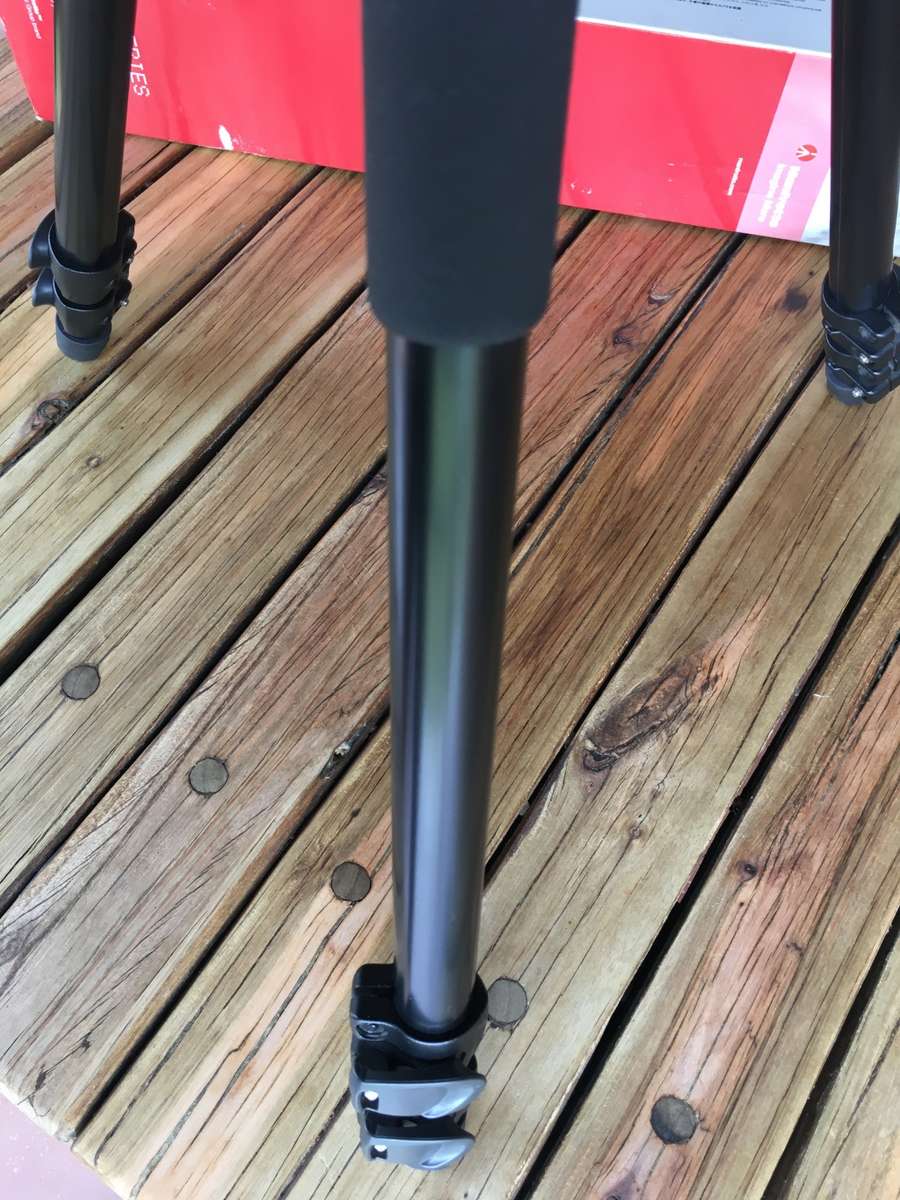 Manfrotto MK294A3-A0RC2 Aluminum Tripod with 496RC2 QR Ball Head