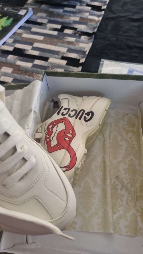 Original Gucci Rhyton leather low trainers