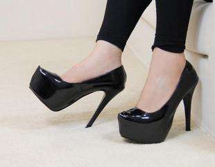 SALE - Ultra High Heel Platforms in Black Size 2