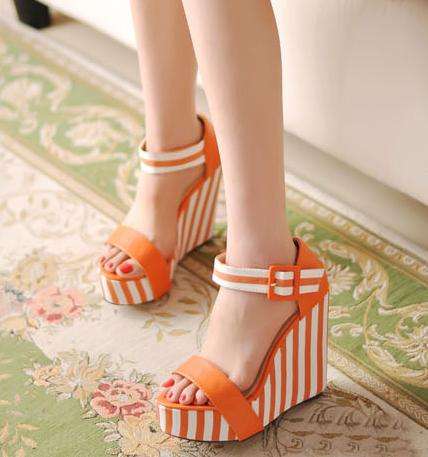 Striped Wedges in Orange