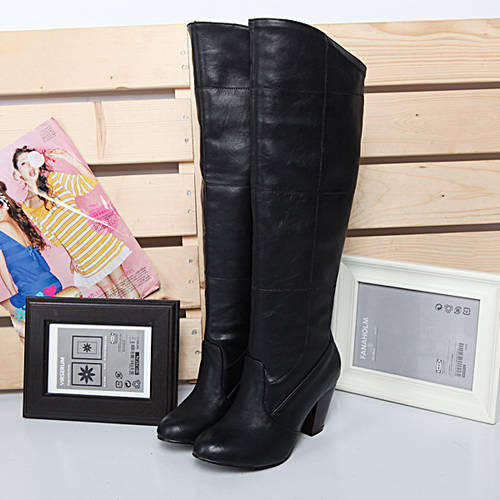 !!!NEW!!! Thick Heel Tall Boots in Black ( Size 2 - 8 )