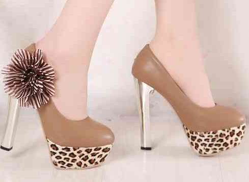 Leopard Platform Pumps with Flower Detail (2-6)