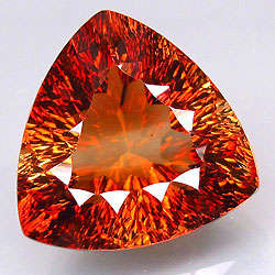 *** 17.30ct *** - Concave cut Trillion VVS -Natural TOPAZ - GISA CERTIFIED (R26 930.00)