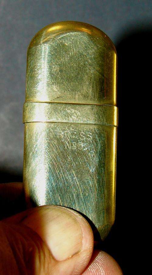 Vintage Brass no 5 lighter-L 7cm & w 2.5cm