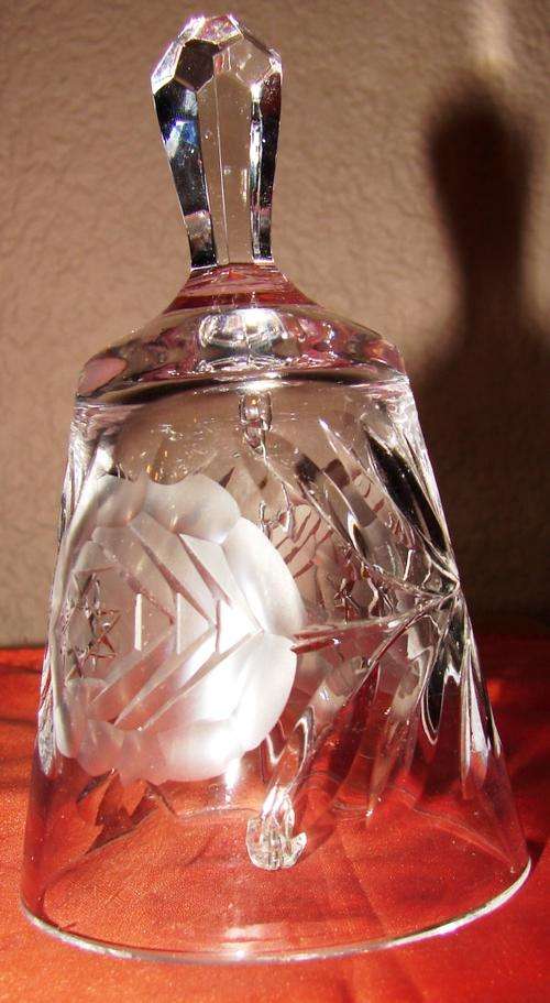 Beautiful Rose Cut Table bell-H 13cm  BW 7cm