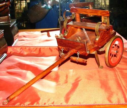 Beautiful on scale build wooden vintage horse carriage