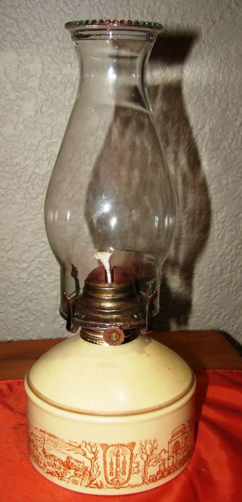 Big trek 1838-1988 Voortrekker commemoration parafin Lamp and shade-H 35 cm Shade dia.23 cm