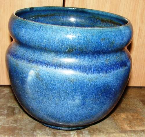 Beautifu blue Linn Ware Bowl-H 16 cm, Top dia. 16 cm-Good condition