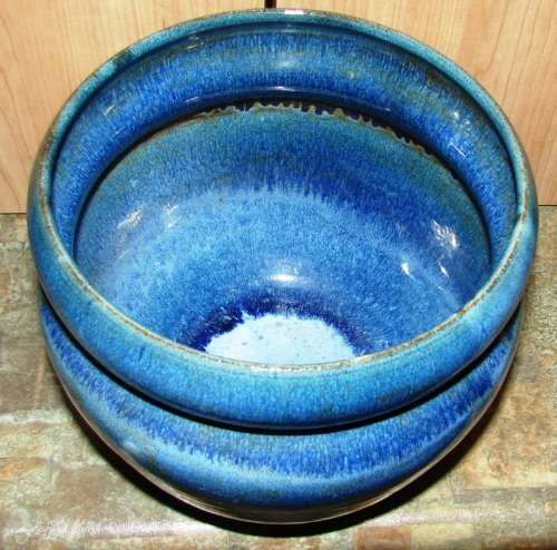 Beautifu blue Linn Ware Bowl-H 16 cm, Top dia. 16 cm-Good condition