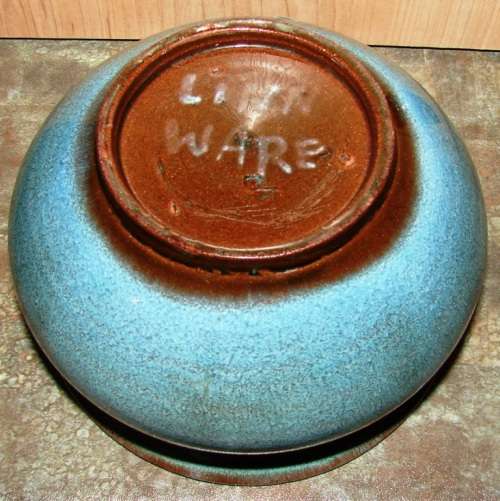 Beautiful green/blue Linn Ware Bowl-H 18 cm, Top dia. 13 cm-Good condition