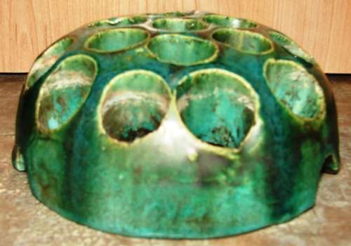 Gree Linn Ware flower frog-H 5 cm, Top dia. 13 cm-Good condition