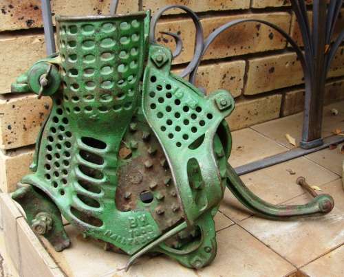 Antique Black Hawk Corn sheller-complete with all clamps in working order-good condition