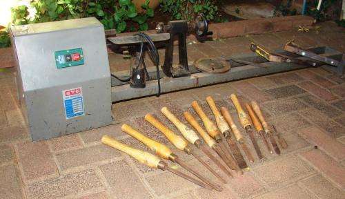 RTC Wood turning Lathe CL 1000 1/3 HP cycles 50 with 12 chisels-Marpel & Sons Sheffield England