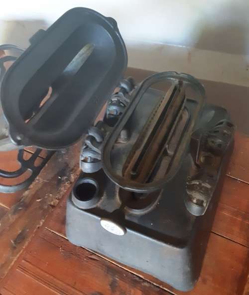 Antique cast iron portable cherosene/oil lamp/stove