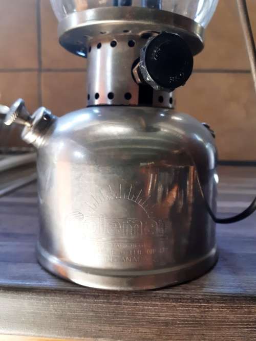 Vintage Coleman 249 "The Sunshine of the night" Made 2/2/1953 Canada kerosene lamp-need service