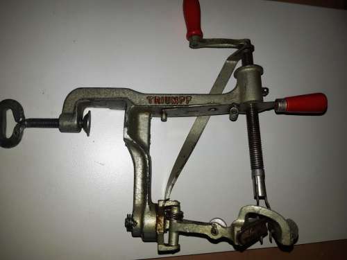 Vintage Triumpf Perfra Patent fruit Peeler-in good condition-working order