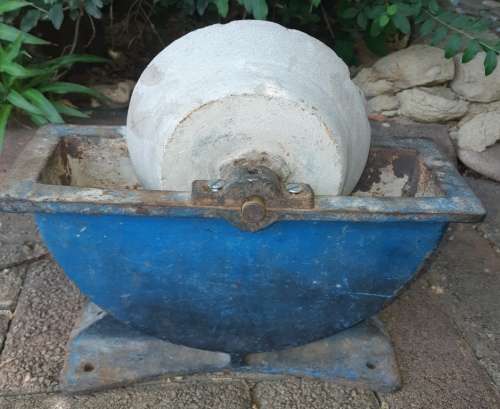 Vintage hand crank Grinding Wheel with lots character marked 10- working order