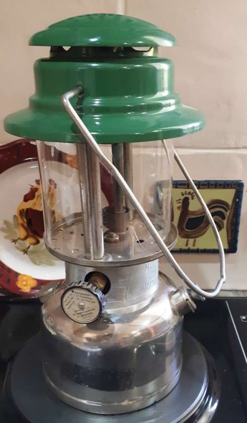 Vintage Coleman 339 -Feb 1981 Made in Canada-Kerosene Lamp-clean and in good condition