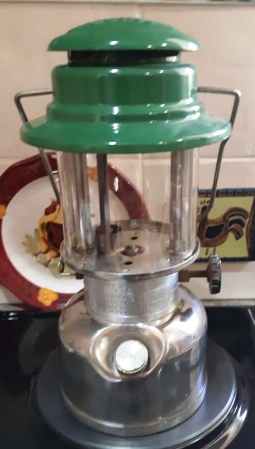 Vintage Coleman 339 -Feb 1981 Made in Canada-Kerosene Lamp-clean and in good condition