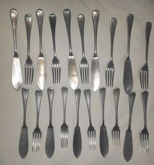 20 Piece good quality ` Silvawyte` Nickle Silver-Made in England-Fish knives and forks