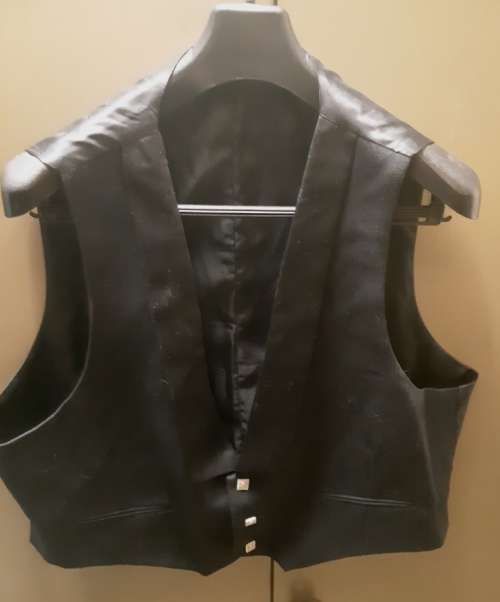 Traditional Scotties jacket/under jacket weared with a Kilt-100% wool (Transvaal Scottish battalion)