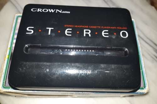 Vintage Crown SZ-32 Stereo Cassette Player in original presentation box-working-with ear phones