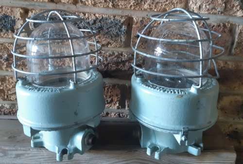 2  Extremely strong FLP WP Well glass Fire proof Domed lights-Made England weighs 3.8 kg`s each