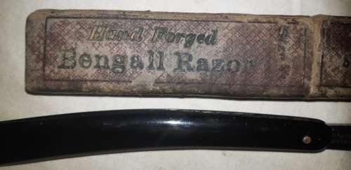 Vintage hand forged Bengall throat Razor-made by Sheffield England - good condition/original box