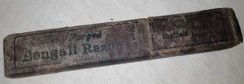 Vintage hand forged Bengall throat Razor-made by Sheffield England - good condition/original box