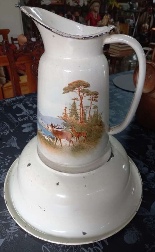 Beautiful good quality 2 piece antique enamel pitcher and basin set-Good condition-no holes