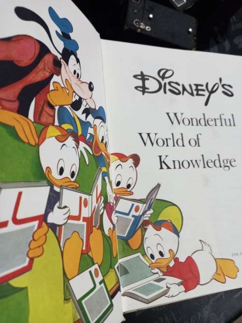Disney`s Wonderful World of Knowledge - (15 volume set) hardcover-January1, 1971, Danbury Press