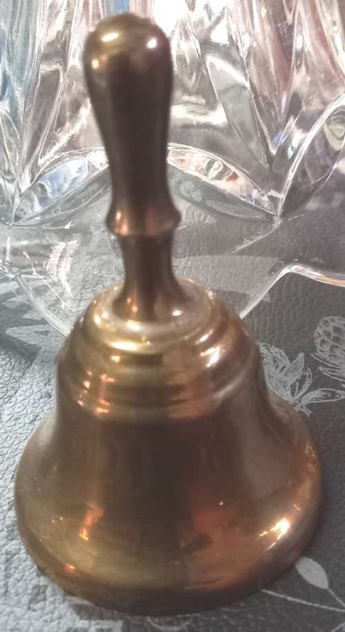 Small good quality brass bell - H 9 cm, Bottom dia. 5.5 cm