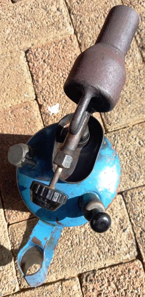 Big blue vintage Blow Torch-complete and still working