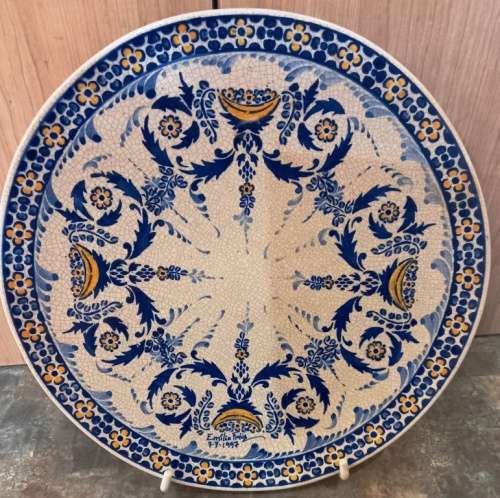 Beautiful big Portuguese Wall plate Pintado A. Mao-Emilio Frios 7-7-1997 -Dia 30 cm