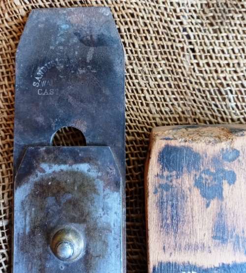Big vintage wooden plane Sandusky and Sons with steel cast iron blade in good condition