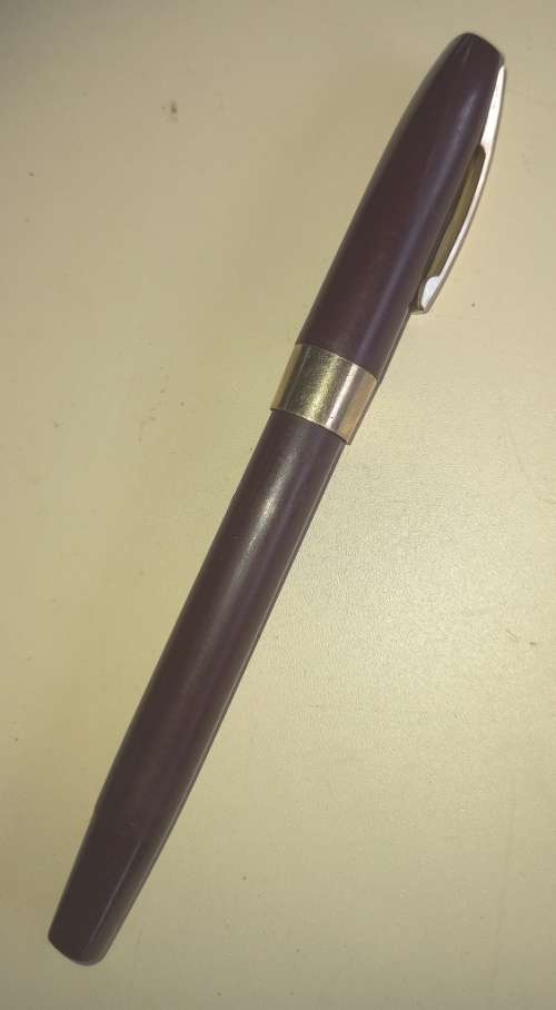 Vintage Scheaffer`s Fountain Pen made in USA- with 14 ct gold plated nib