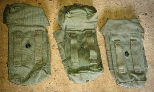 Old SADF Border War green ammo pouches in good condition-selling per item
