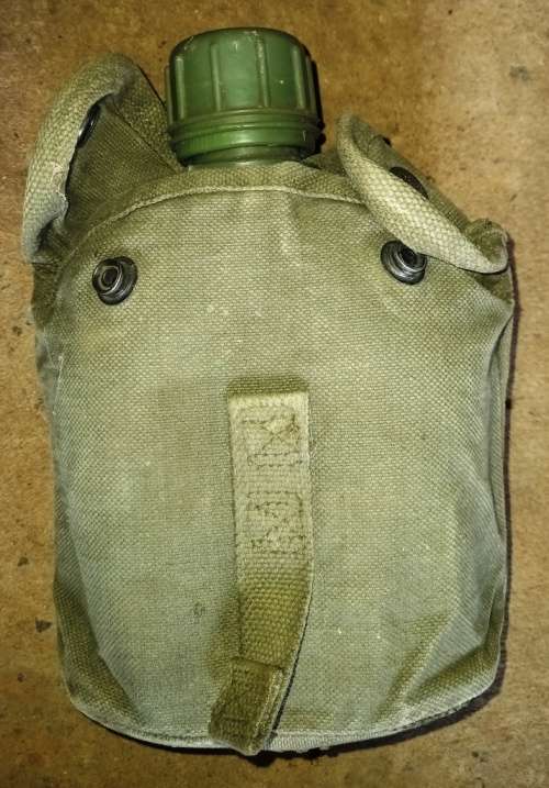Old SA Army Bush War water bottles with stopper in canvas pouch