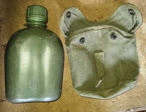 Old SA Army Bush War water bottles with stopper in canvas pouch