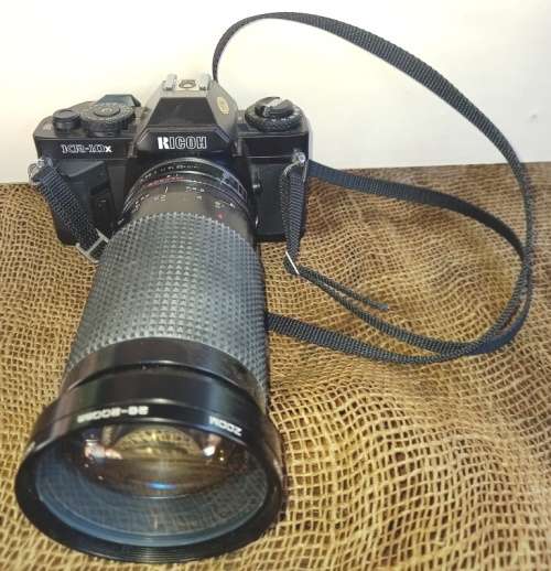 Vintage Ricoh KR-10x SLR Camera with zoom lens-28-200mm CCT 1:40 MC @72 610013 CPCAuto Macro-Good