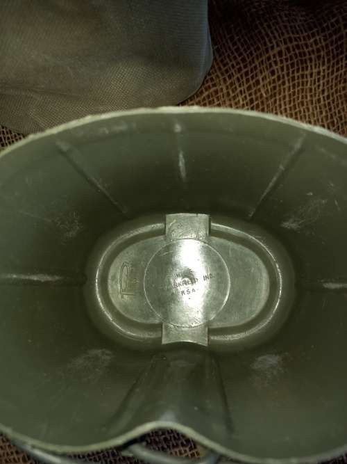 SA/RHODESIAN ARMY WATER BOTTLE-In Good condition