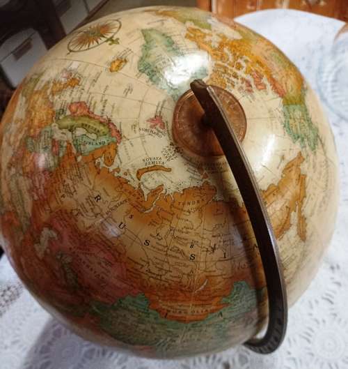 Vintage  Repogle 12 inch (30 cm) Diameter World Classic Series Globe on metal stand-very good cond.