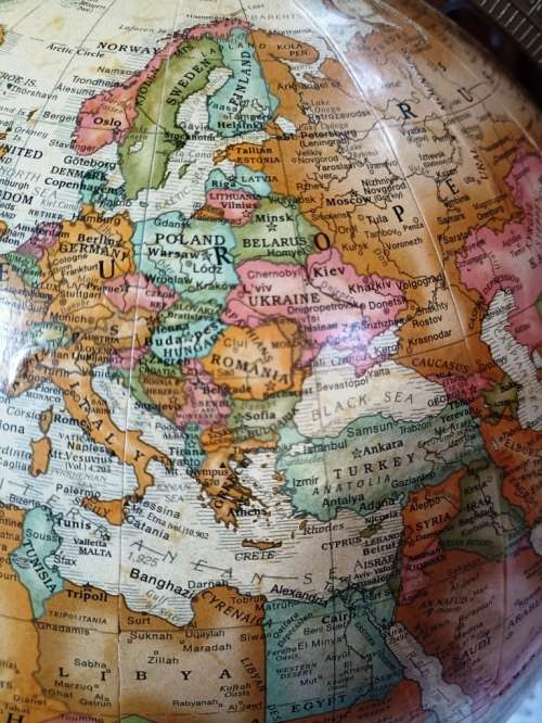 Vintage  Repogle 12 inch (30 cm) Diameter World Classic Series Globe on metal stand-very good cond.