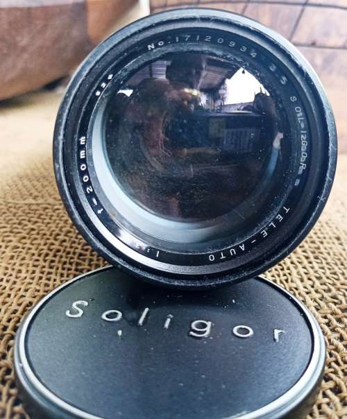 Pentax Spotmatic SP-F 35mm Camera SMC Takumar 1:2.8/55 Lens +Soligor Tele-Auto 1: 3.5 F 200mm Lens