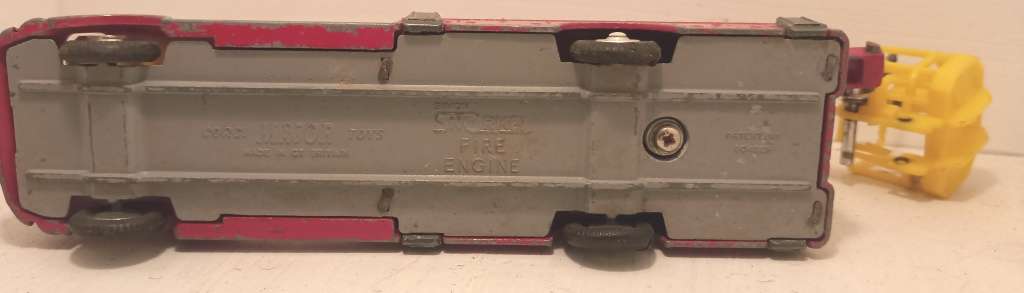 Red Simon Snorkel Fire Engine-Corgi Mayor Toys Britain-Well used