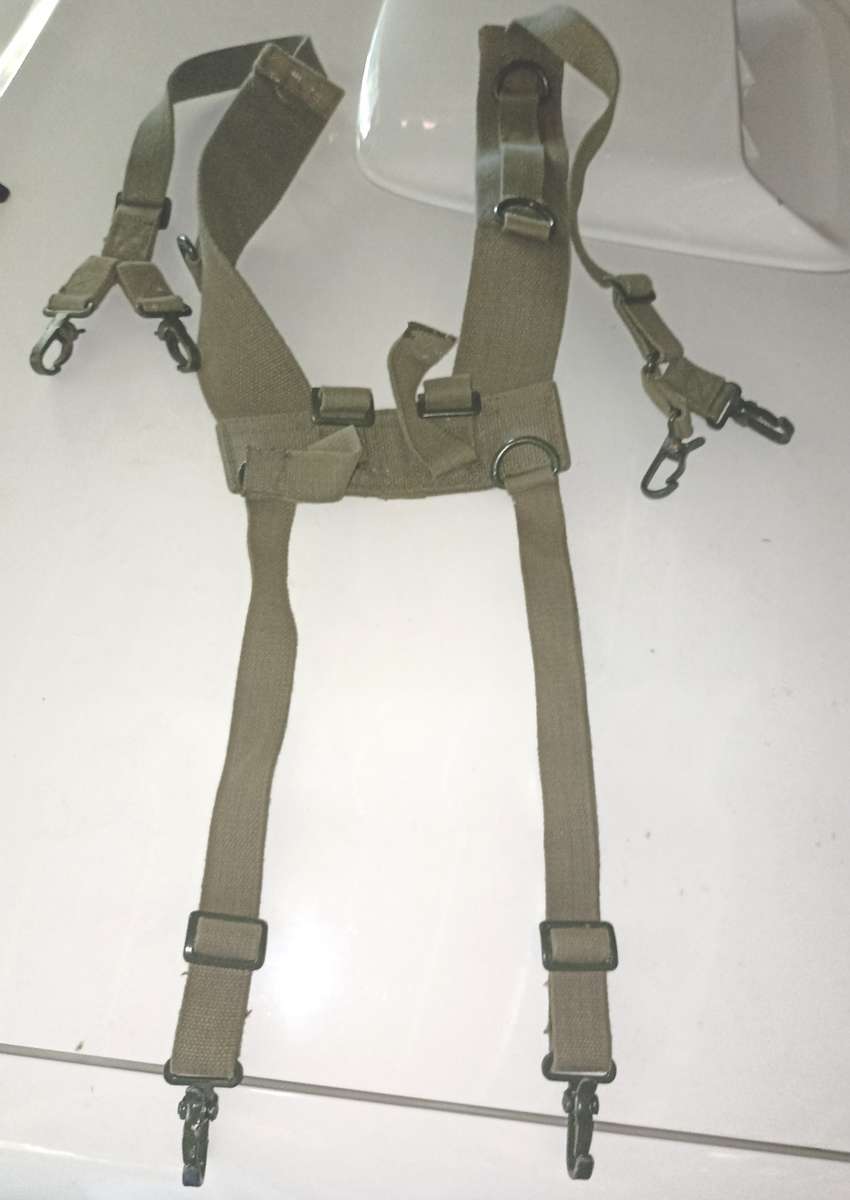 Border War period Green Webbing Yoke