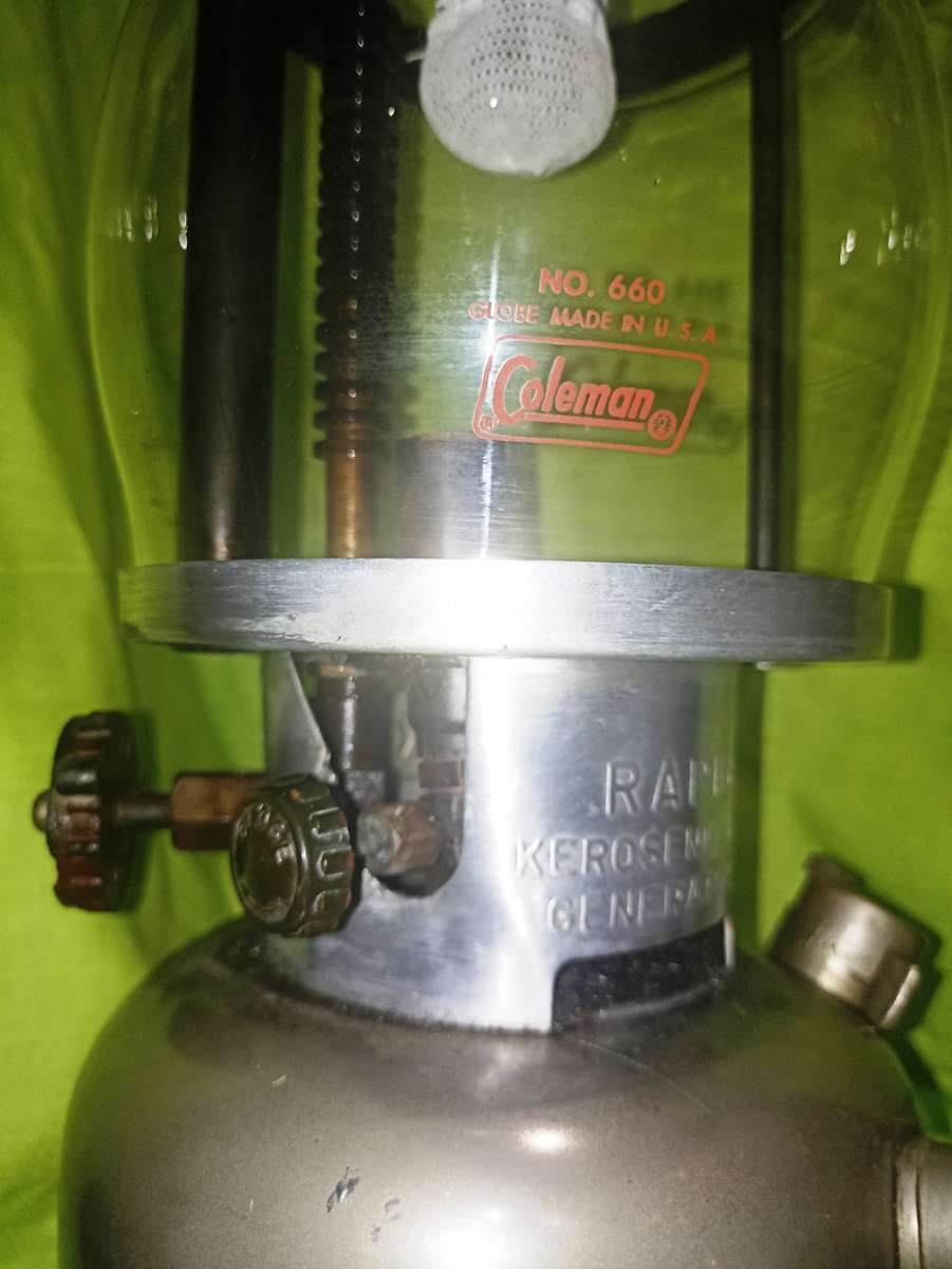 Vintage Coleman 238B Rapid-Light Lantern 1951-Very rare-Working